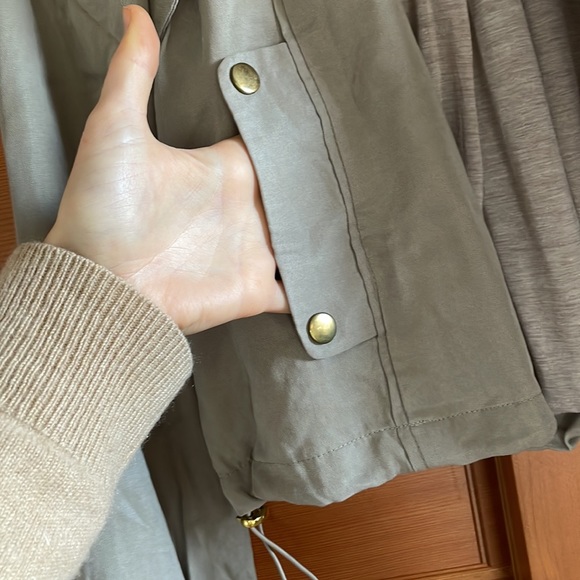 NWOT Daughters of the Liberation - Lightweight cropped jacket - Picture 3 of 14